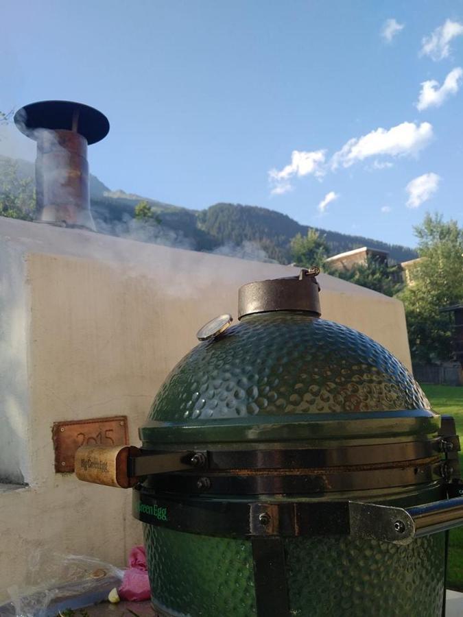 Casa Toedi Restaurant Hotel Trun Buitenkant foto